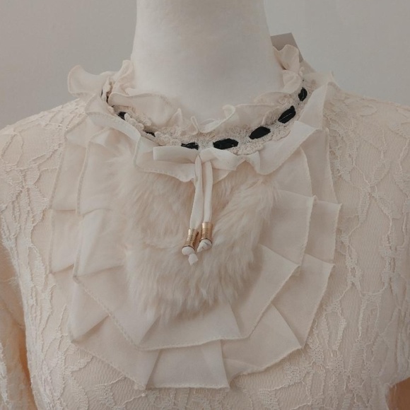 Clobee Off White Long Sleeve Lace Top - XXL NWT - Picture 2 of 7